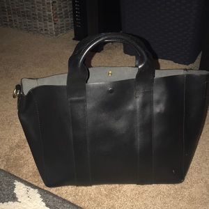 Gap medium size full leather open tote w/ handles